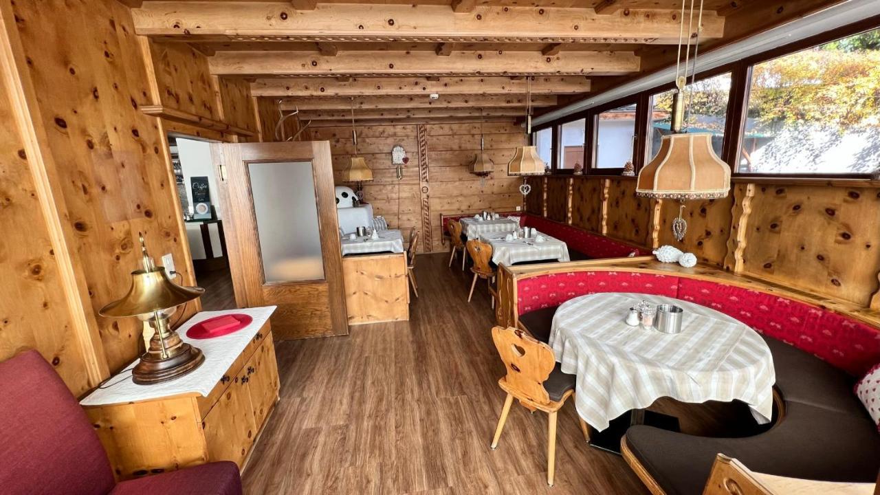 Hotel Montana Telfes im Stubai Esterno foto